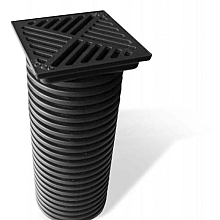 VH INFILTRATIEPUT ZWART, MET GIETIJZEREN ROOSTER