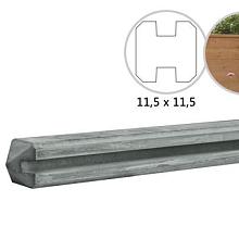 V0 BETONPAAL MET SLEUF EN DIAMANT KOP T.B.V. SCHUTTING 11,5 X 11,5 X 278 CM, GRIJS TUSSENPAAL, ONGECOAT.