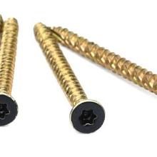 -BA- SCHROEF 3,0 X 45 MET EEN ZWARTE KOP, DOOS Ï 200 ST.